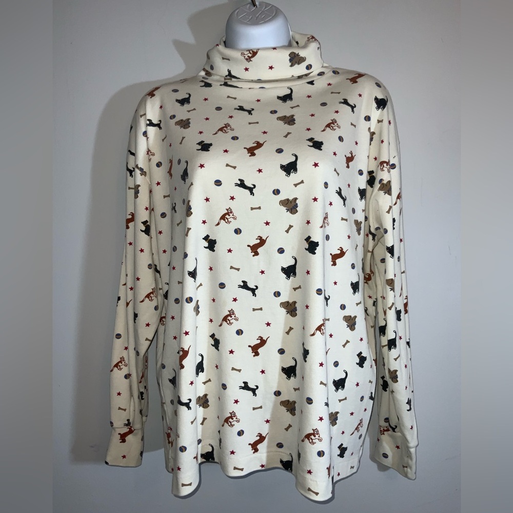 Vintage White Multicolored Long Sleeve Turtleneck w/ Dogs & Cats Sz L